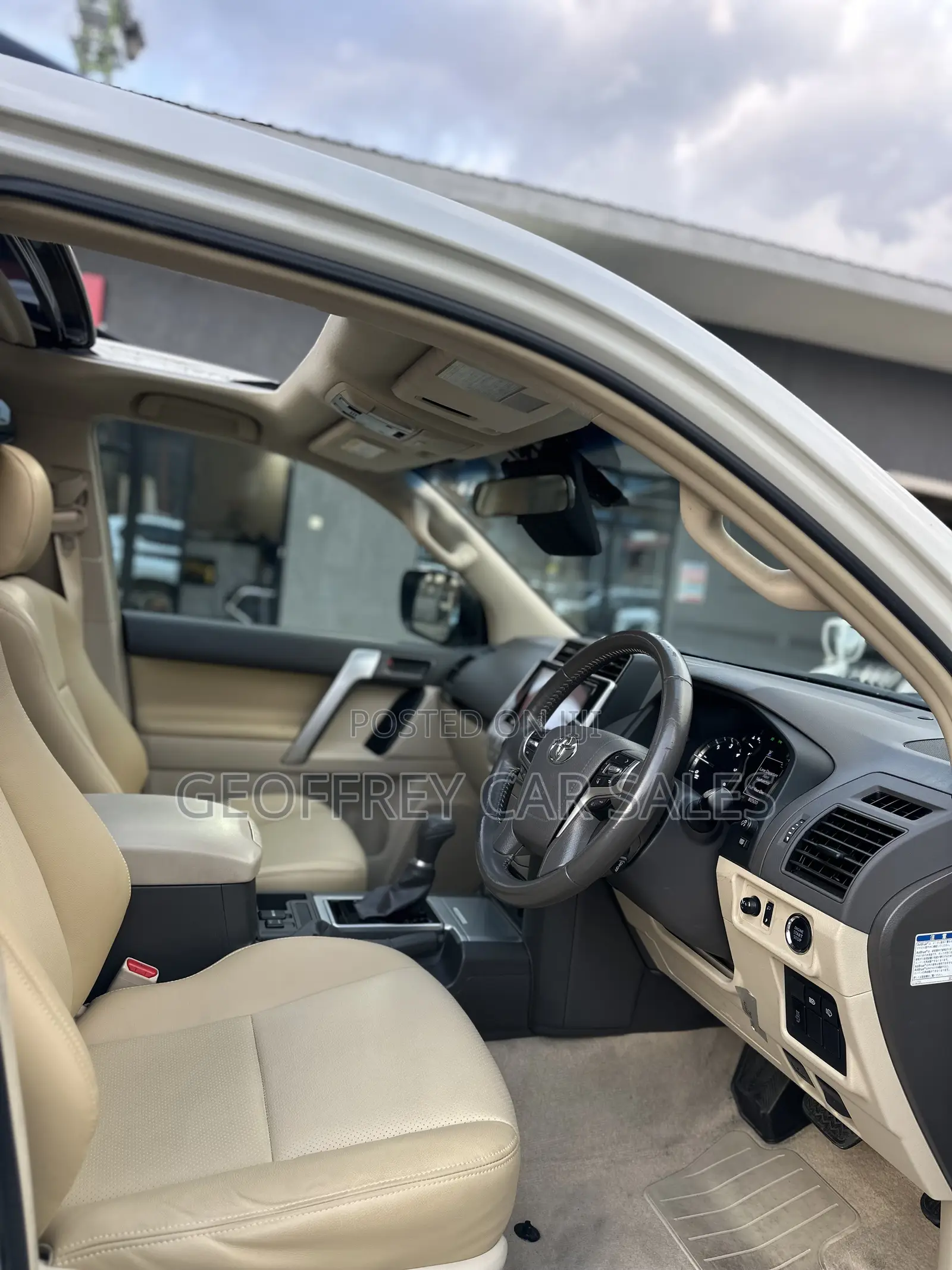 Toyota Land Cruiser Prado 2.8 2019 White