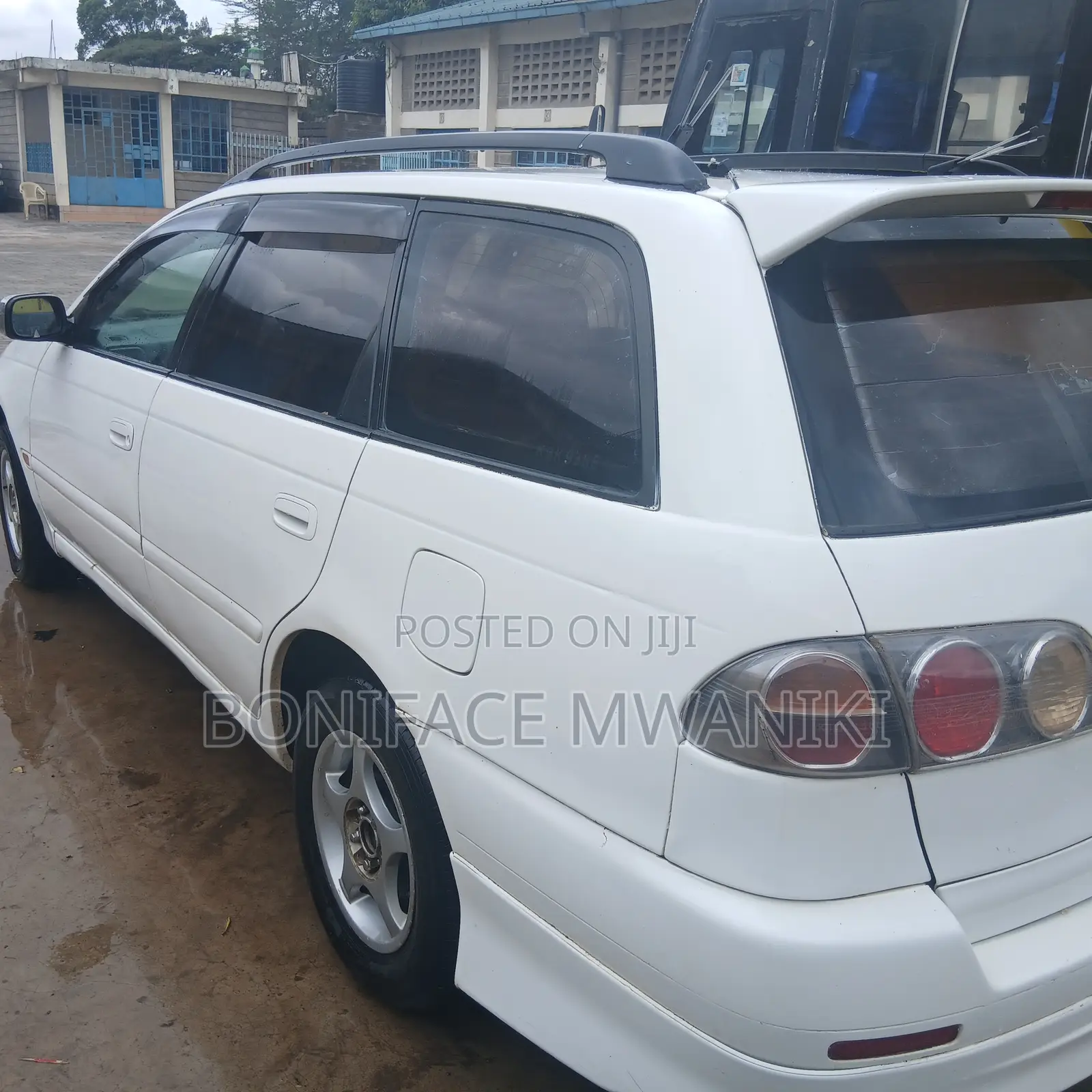 Toyota Caldina 2002 White