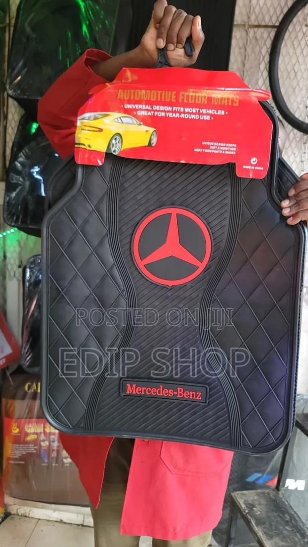 Mercedes Benz Car Mats. 5 Pieces