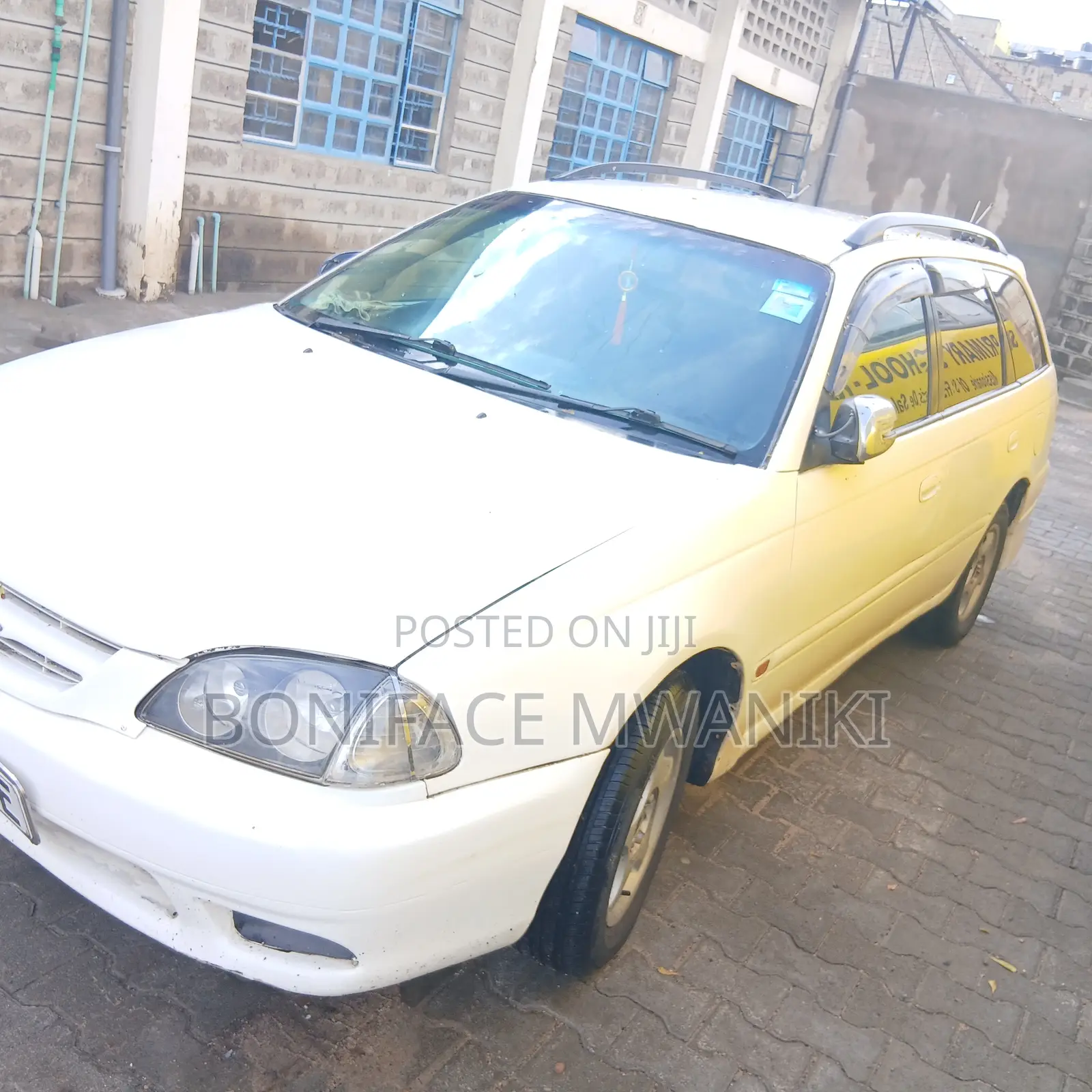 Toyota Caldina 2002 White
