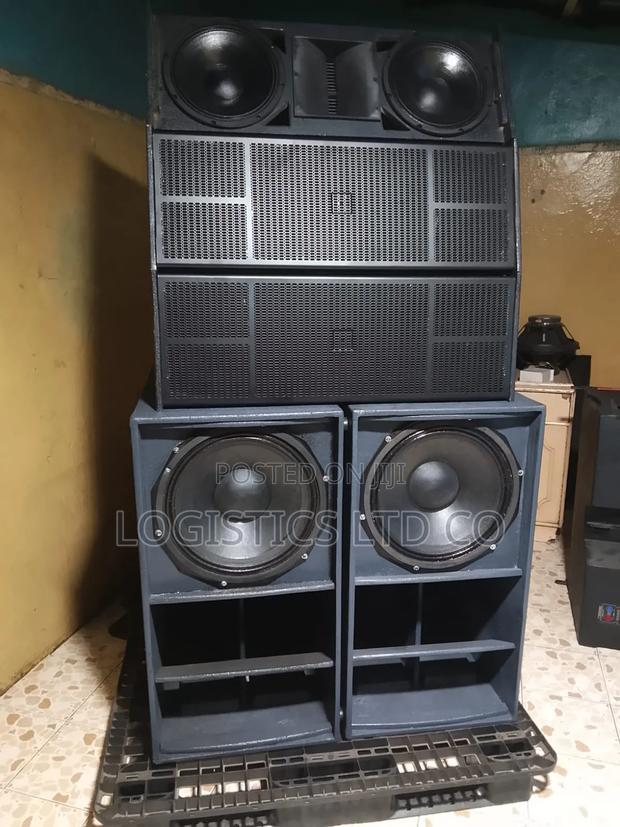 12-Inch Line Array Boxes Are Mid-Sized - thumbnail 3