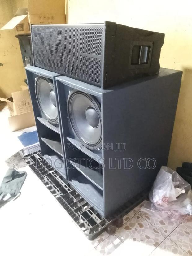 12-Inch Line Array Boxes Are Mid-Sized - thumbnail 5