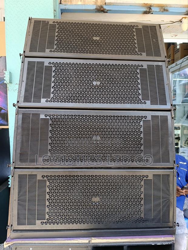 12-Inch Line Array Boxes Are Mid-Sized - main view