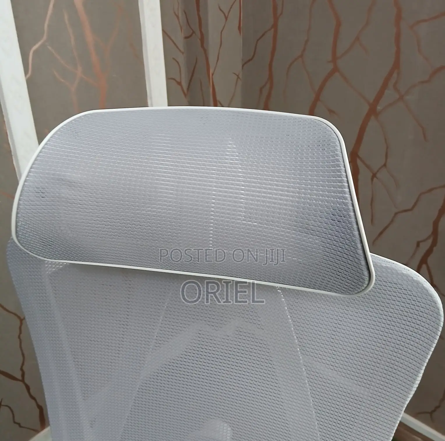 Office Chair : Ergonomic Mesh Chair