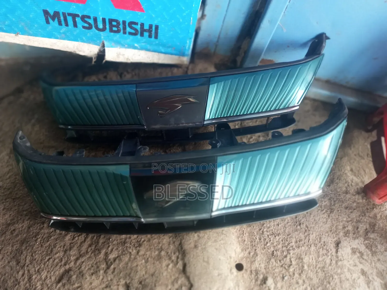 Harrier Brand New Grill
