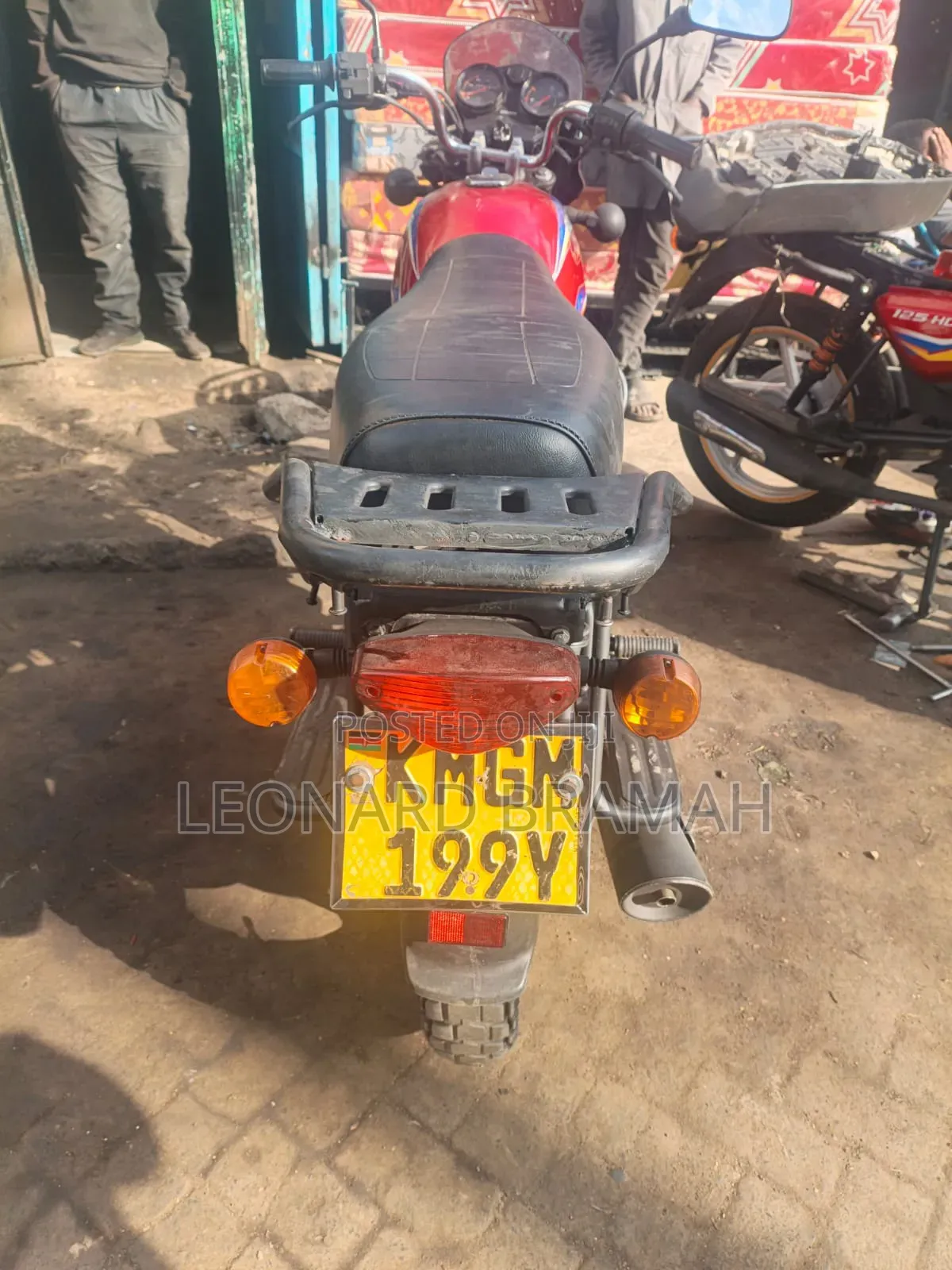 Bajaj Boxer 2021 Red