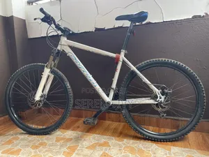 Carrera Vulcan Size 26 Bike