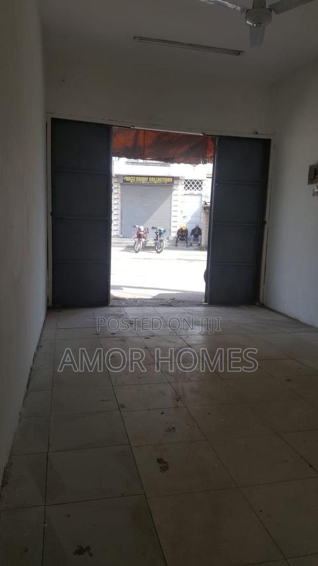 Shop to Let - thumbnail 8