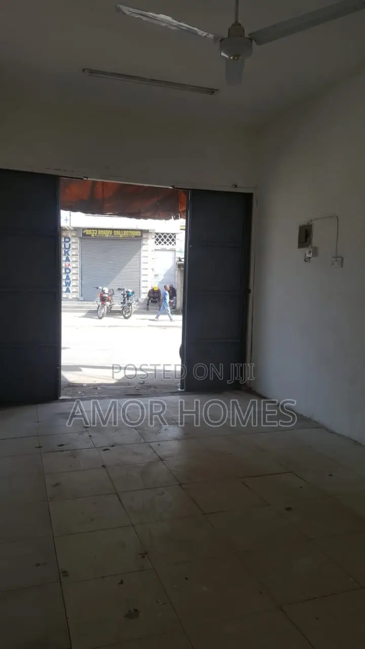 Shop to Let
