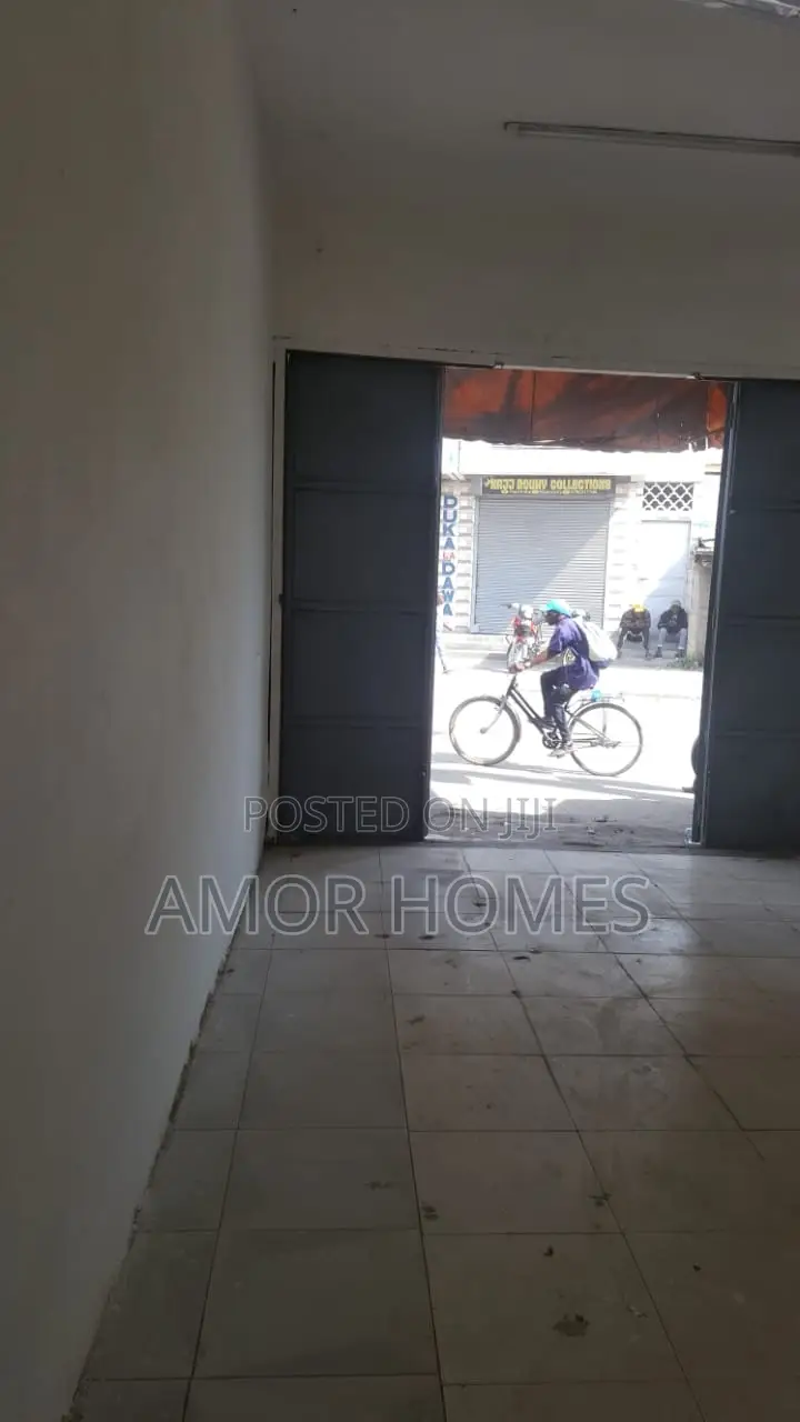 Shop to Let