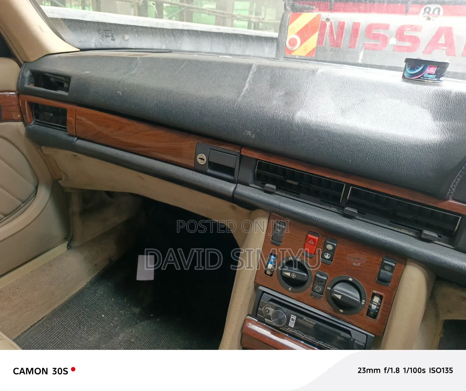 Mercedes-Benz 300E 1989 Black
