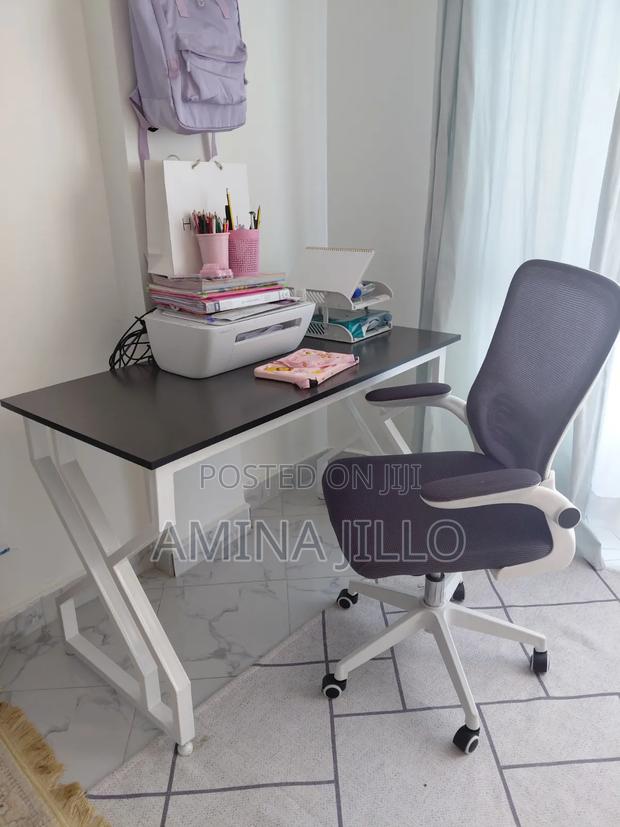 Home Office Chair and Desk - thumbnail 2