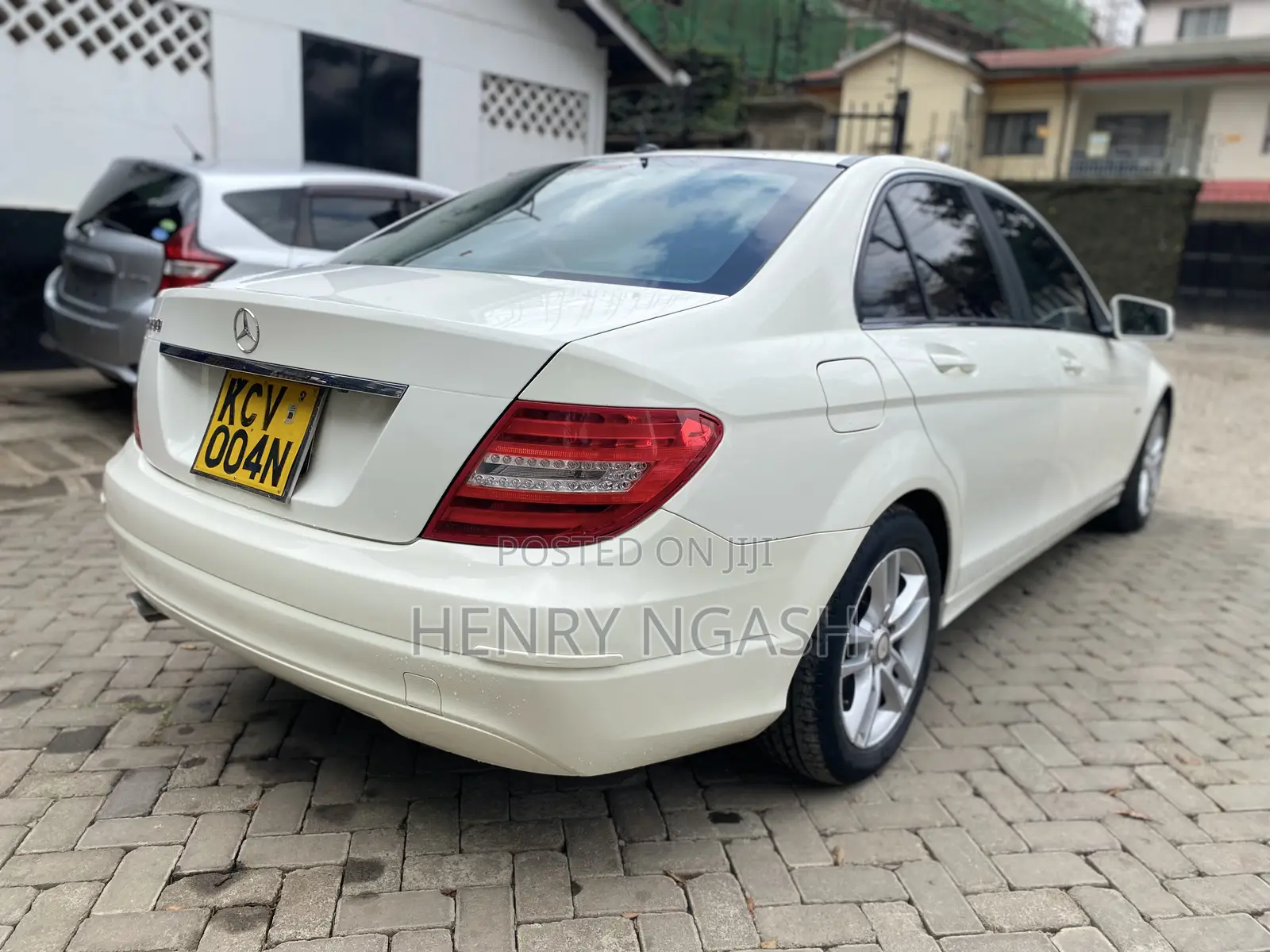 Mercedes-Benz C200 2012 White