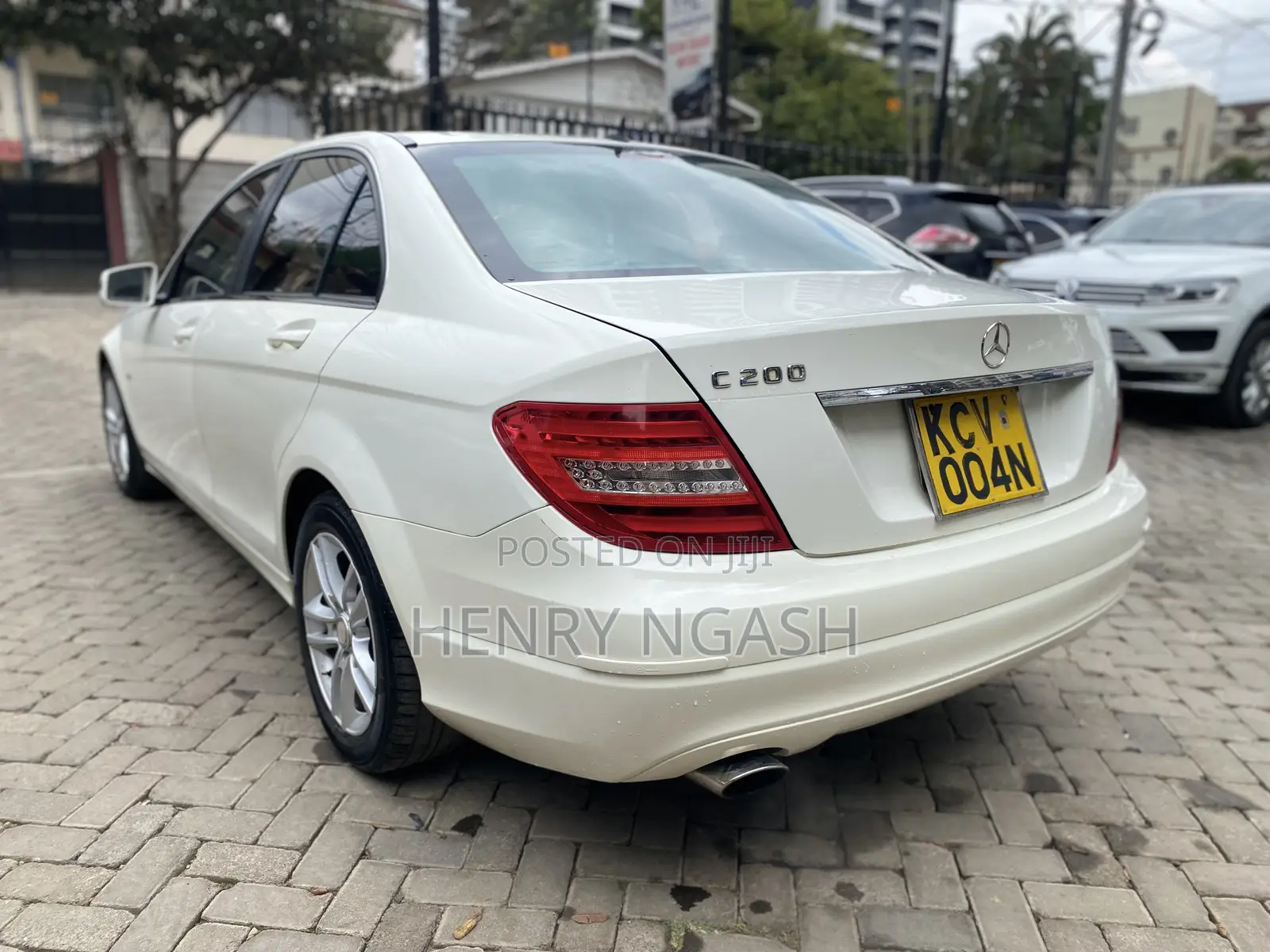Mercedes-Benz C200 2012 White