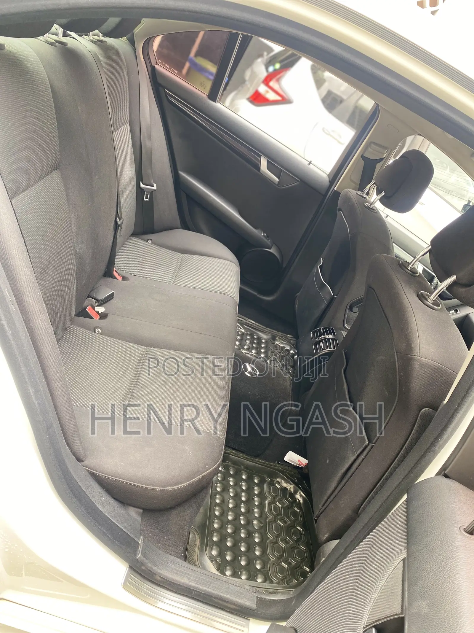 Mercedes-Benz C200 2012 White