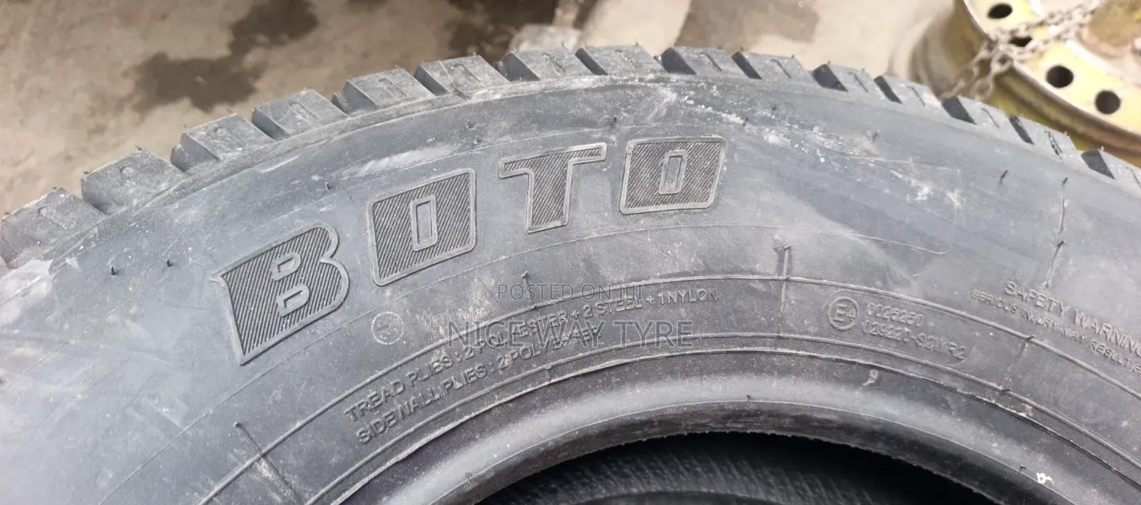 225/75r15 Boto a/T