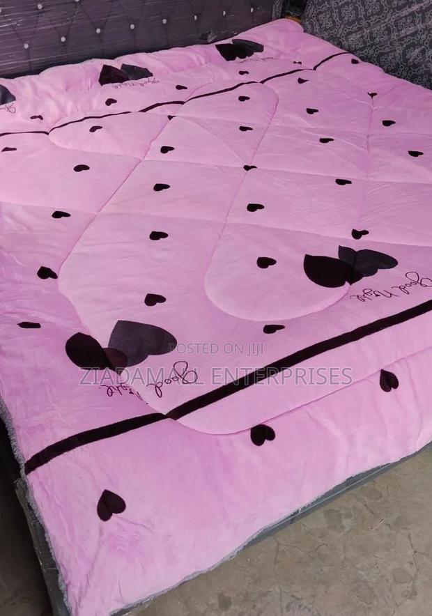Duvet Single Woolen,Stay Comfortable With a Premium Single Woolen Duve