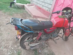 Bajaj Boxer 2019 Red