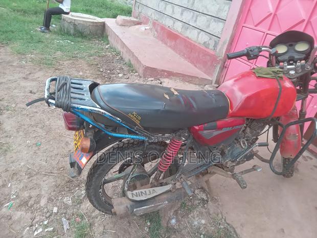 Bajaj Boxer 2019 Red