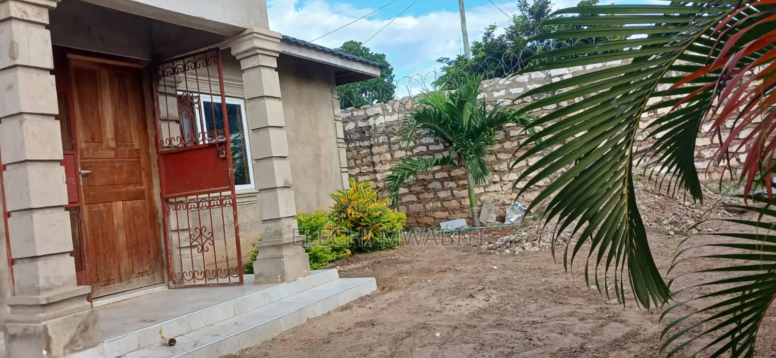 3bdrm Bungalow in Bowa Kombani, Tiwi for sale
