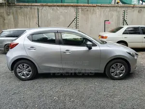 Mazda Demio 2018 Gray