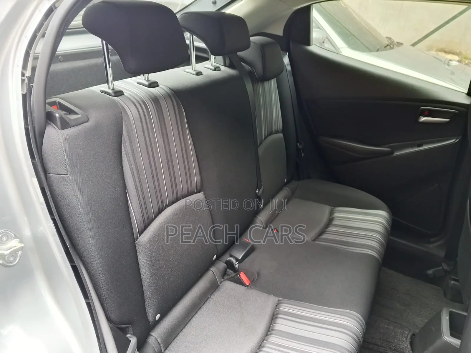 Mazda Demio 2018 Gray