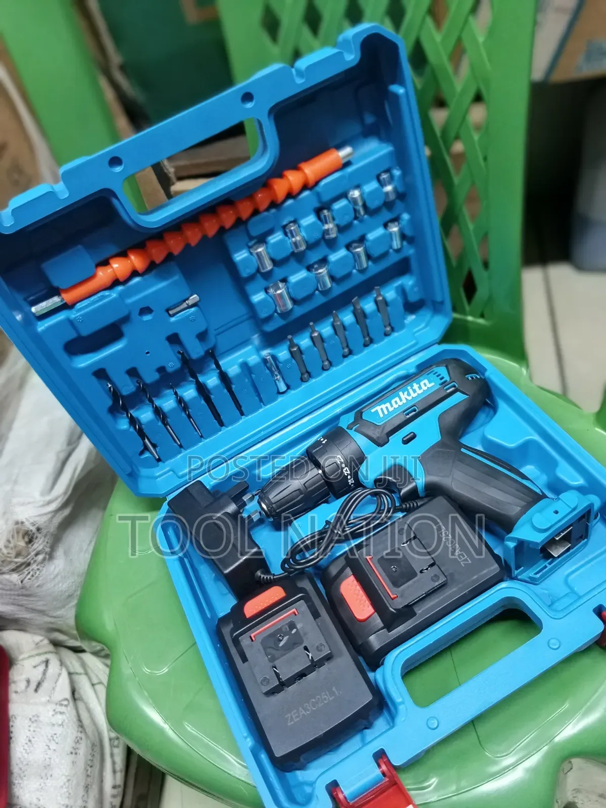 Makita Rechargeable Drill