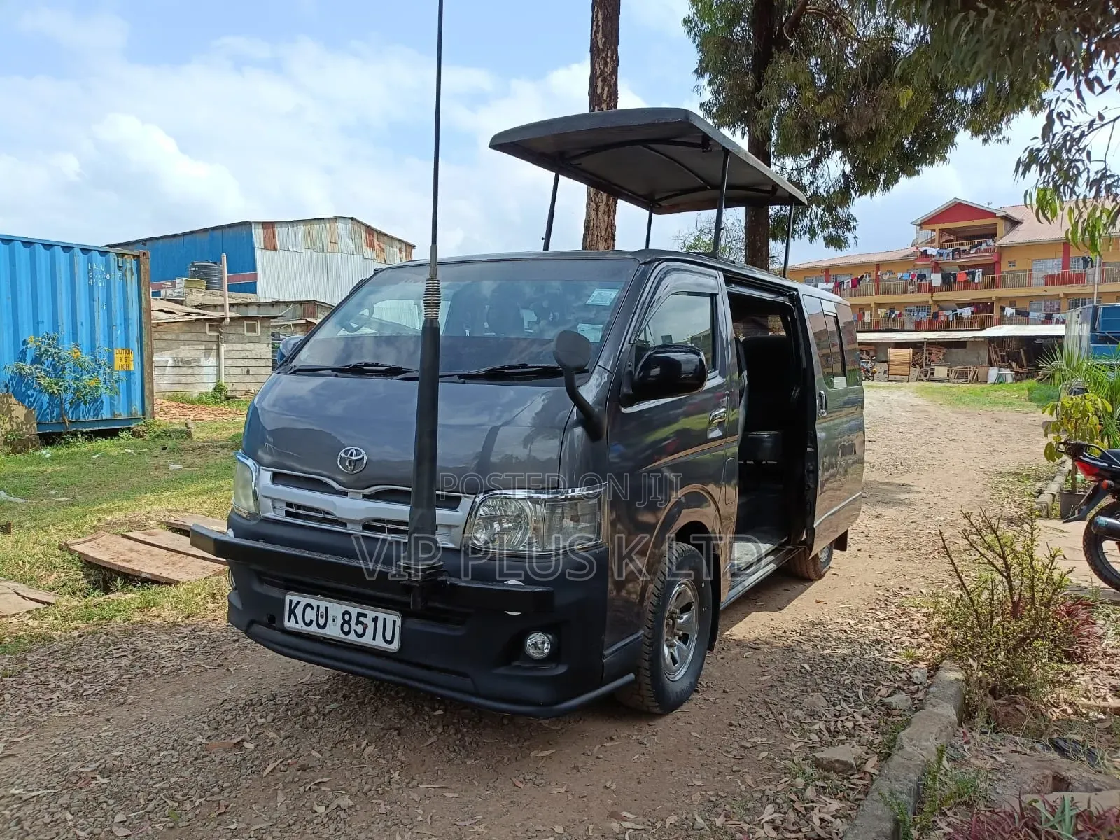 Toyota HiAce 2012 Grey