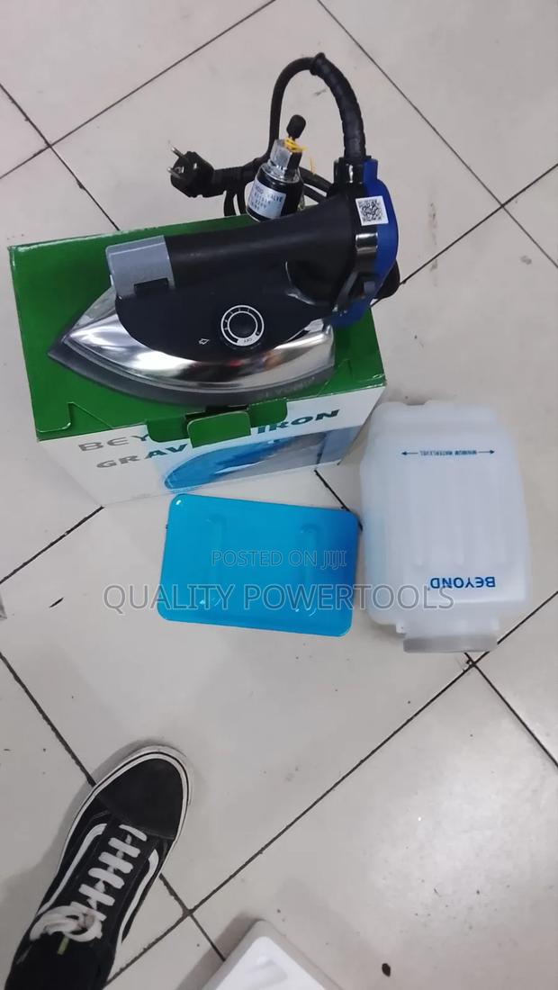 Trusted Gravity Iron Box - main view