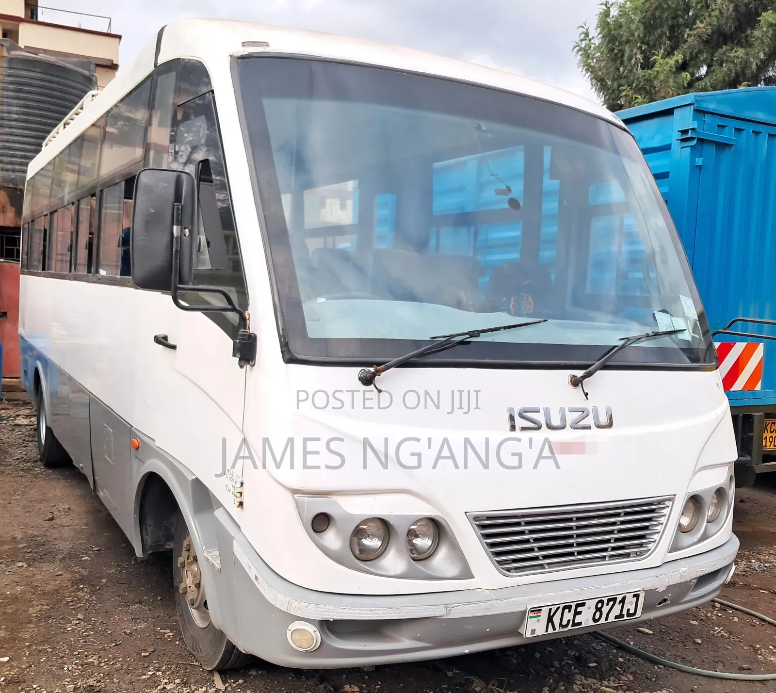 Isuzu NQR 2014 White
