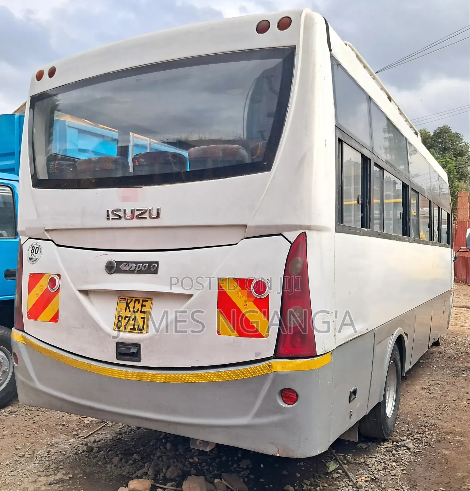 Isuzu NQR 2014 White