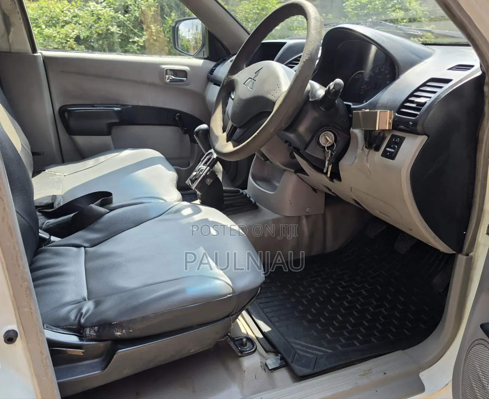 Mitsubishi L200 2009