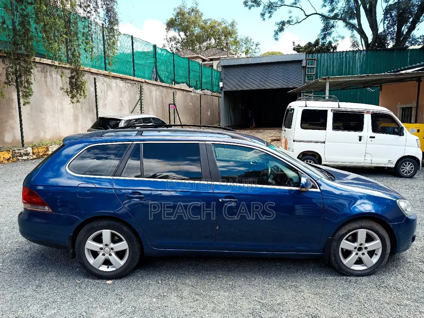 Volkswagen Golf 2012 Blue