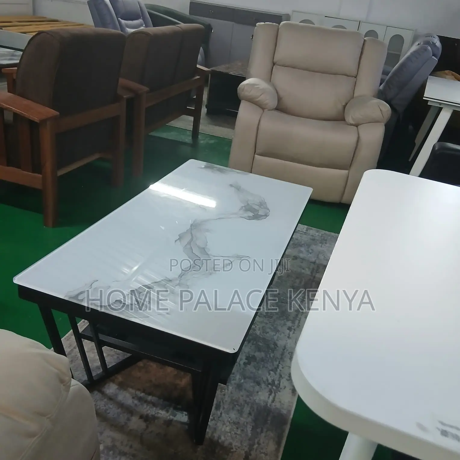 Coffee Table: High-End Italian Coffee Table Set With Storage