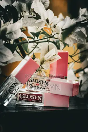 Glosyn Scented, Hydrating and Moisturising Lipgloss