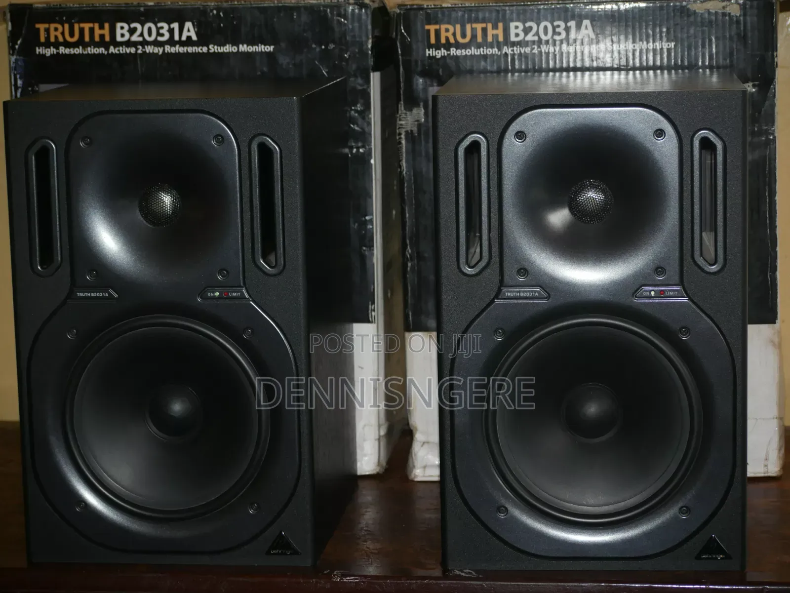Behringer Truth B2031a Studio Monitors