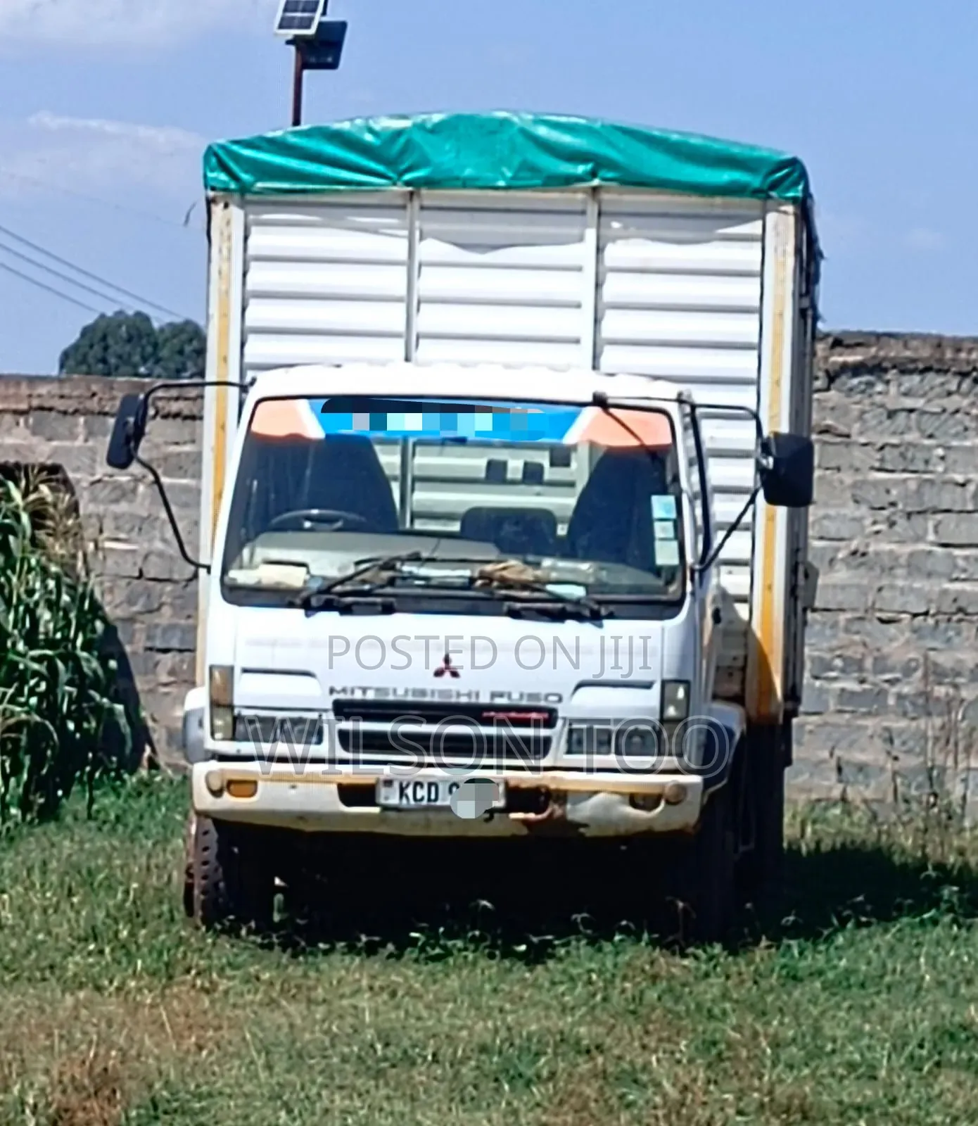 Mitsubishi Fuso 10 Wheeler