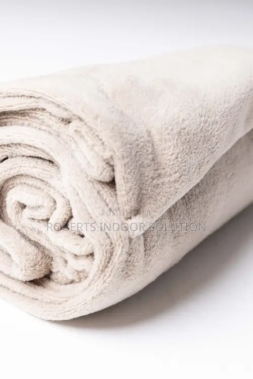 Microfleece Throw Blanket