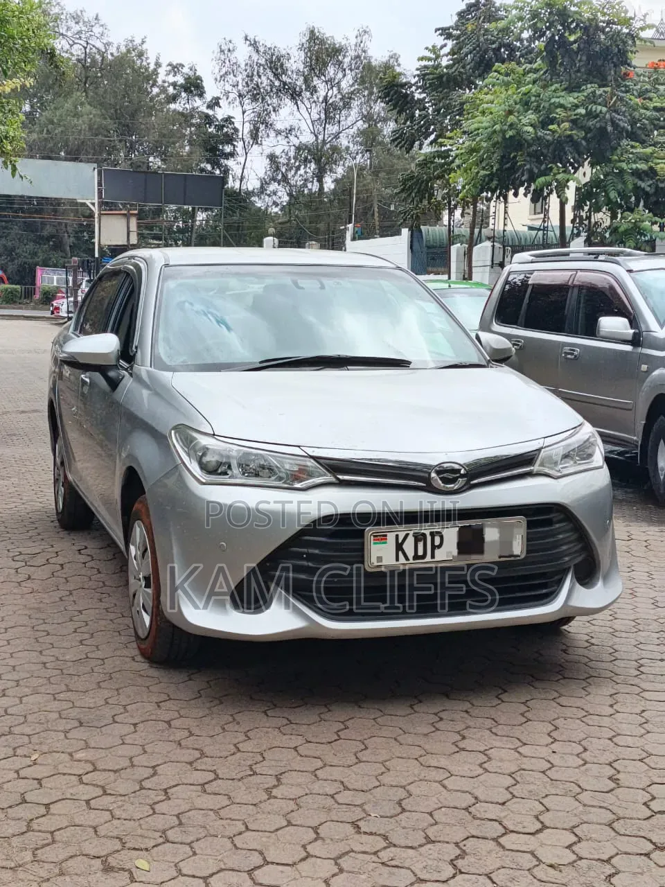 Toyota Axio 2018 Silver