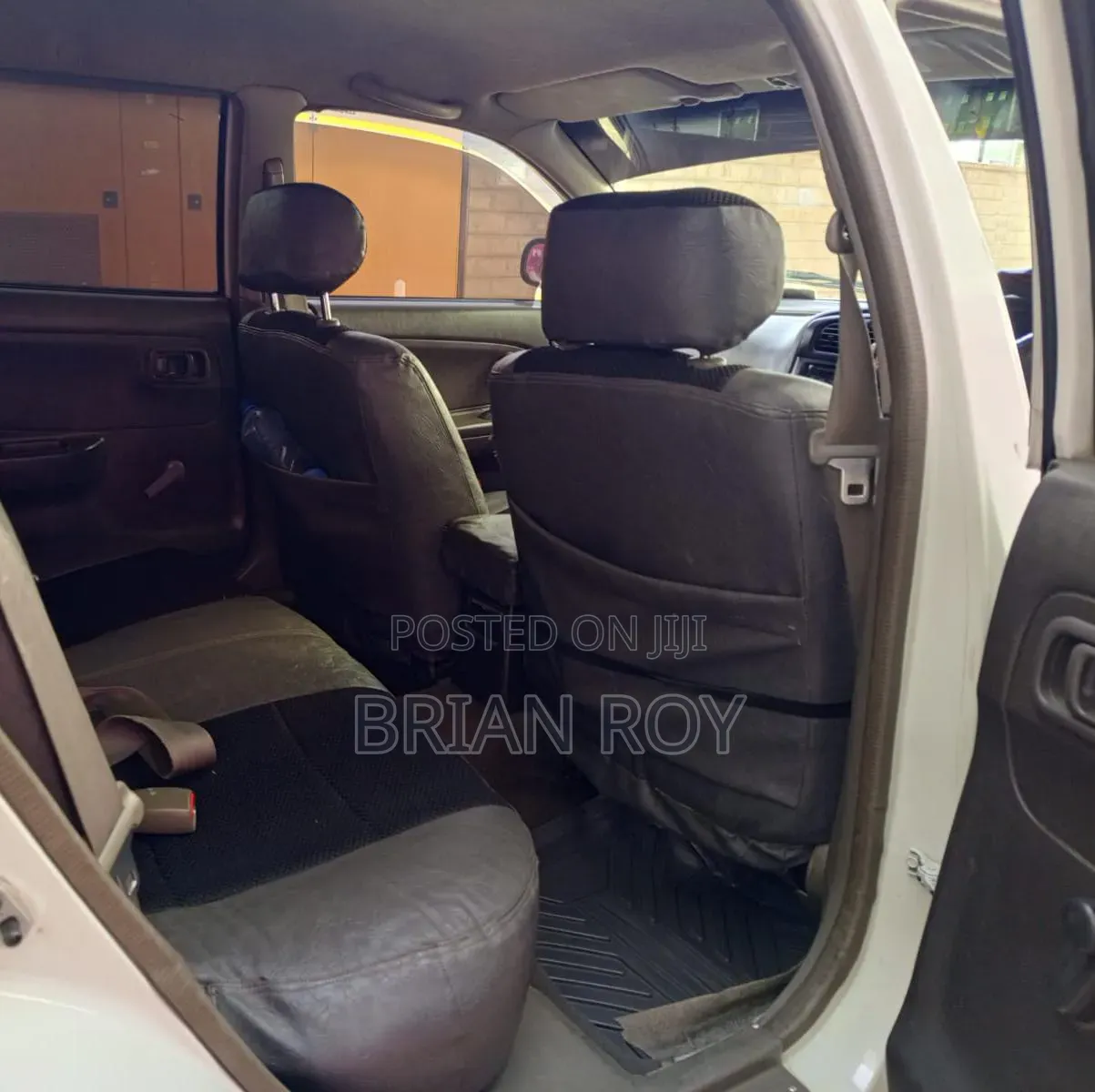Nissan Advan 2004 White