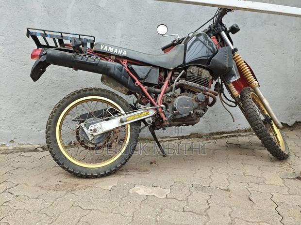 Yamaha 1994 Red