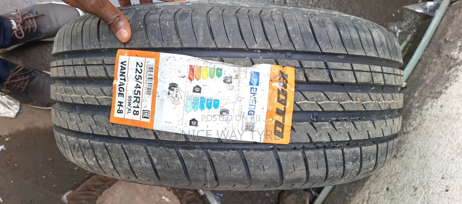 225/45r18 Boto Tires