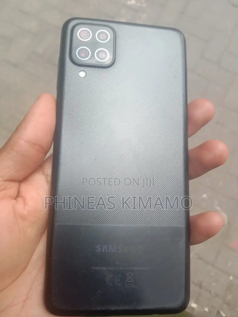 Samsung Galaxy A12 64 GB Black
