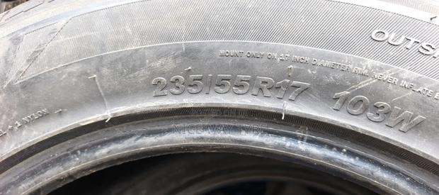 235/55r17 Cf710 - thumbnail 3