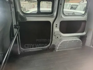 Nissan NV200 2019 Silver