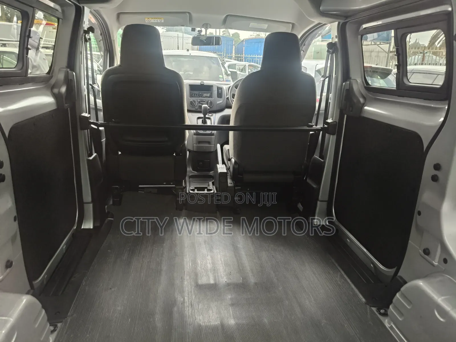 Nissan NV200 2019 Silver