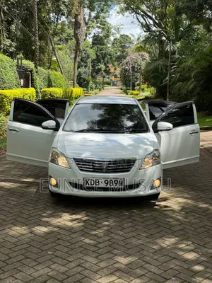 Toyota Premio 2013 White