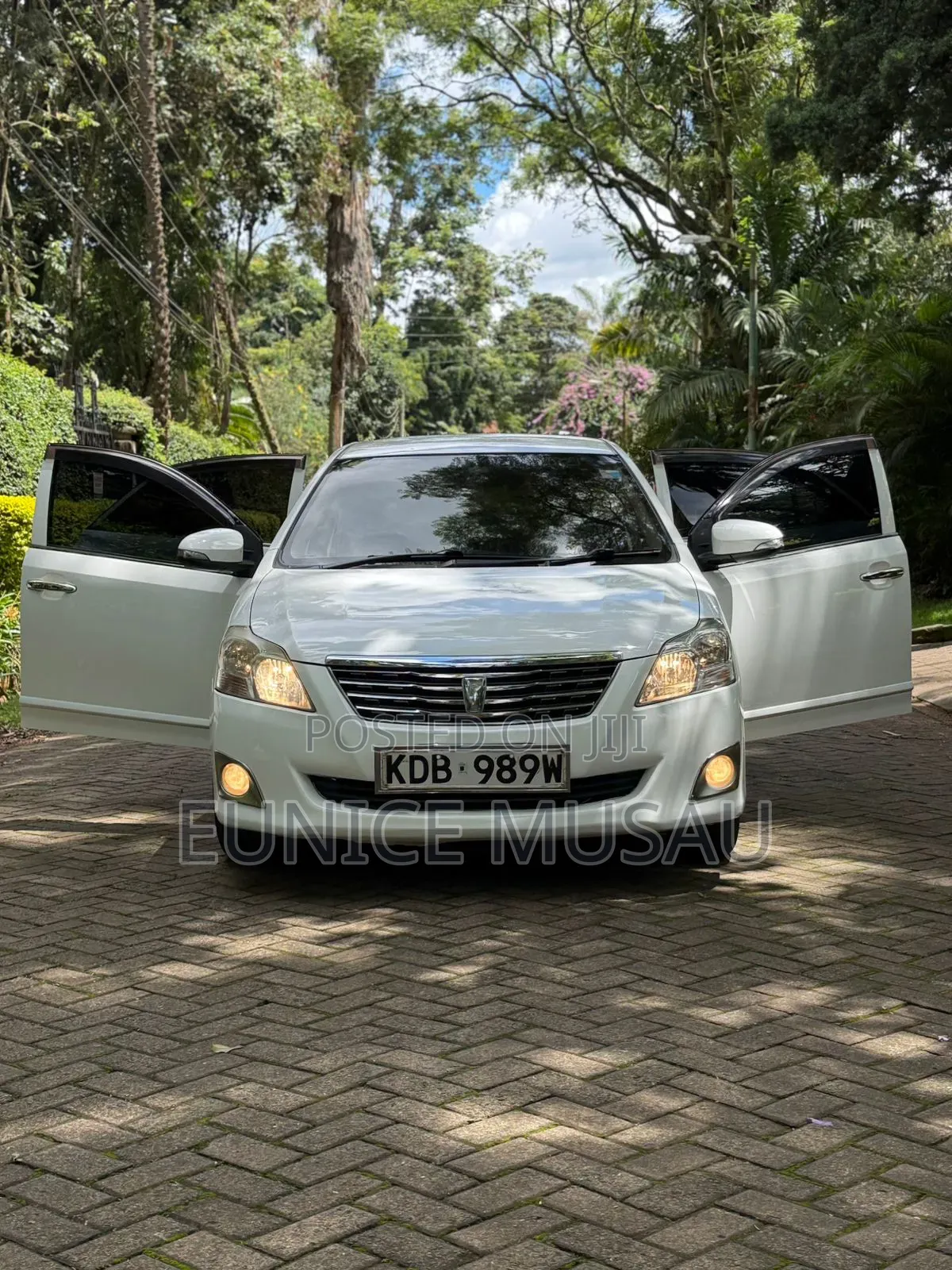 Toyota Premio 2013 White