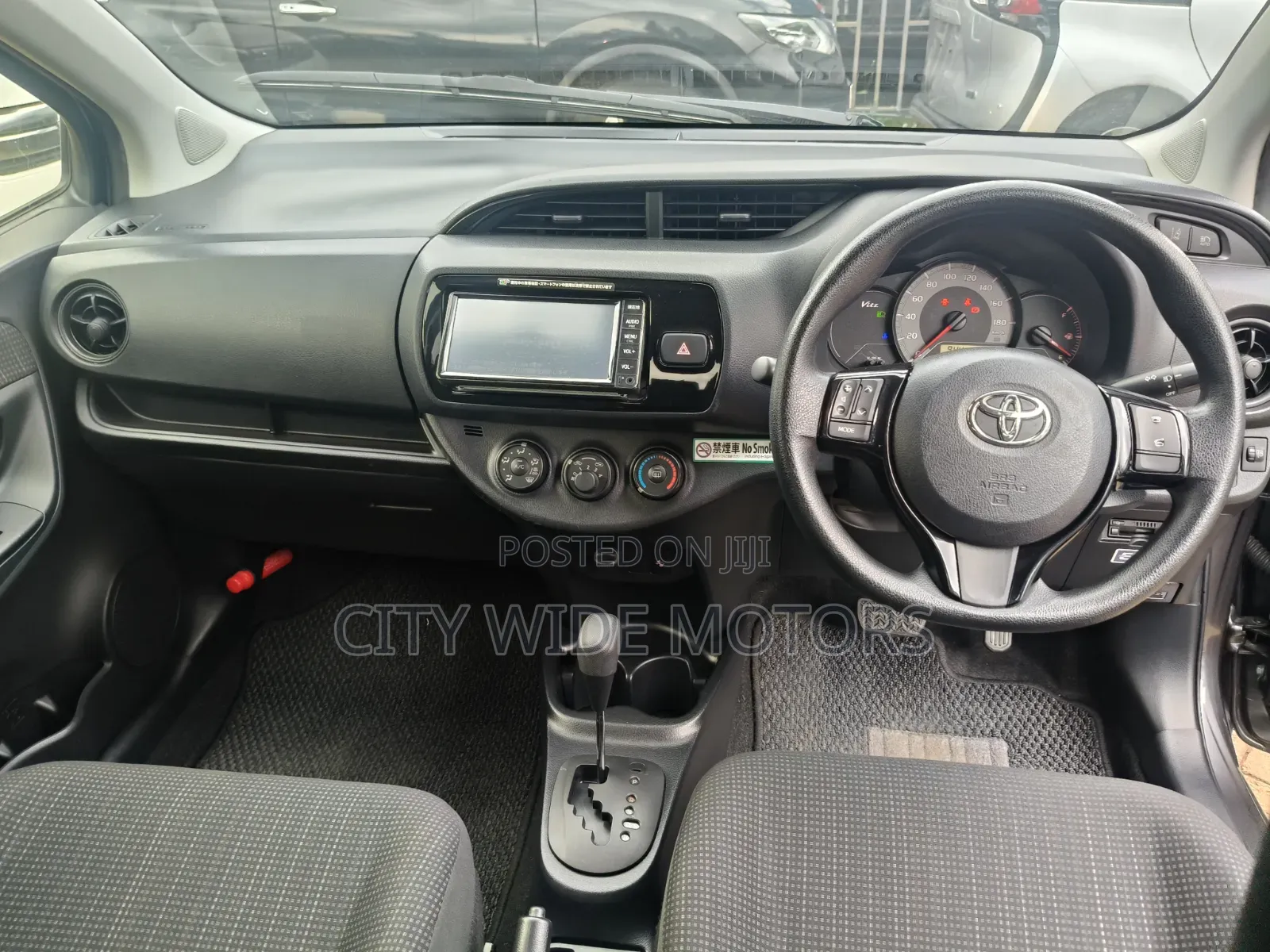 Toyota Vitz 1.0 FWD 5dr 2019 Gray