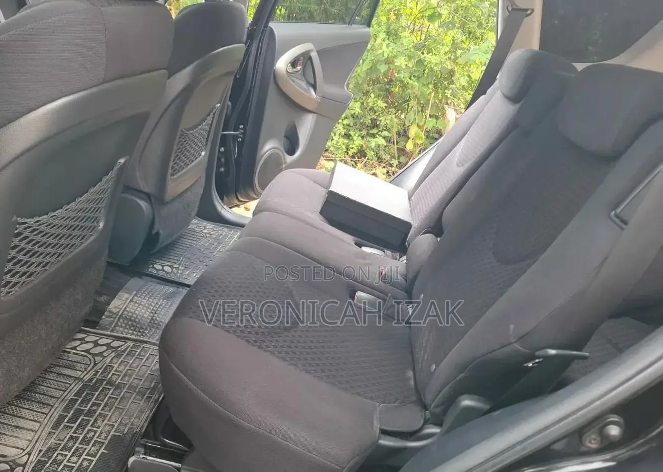 Toyota Vanguard 2013 Black